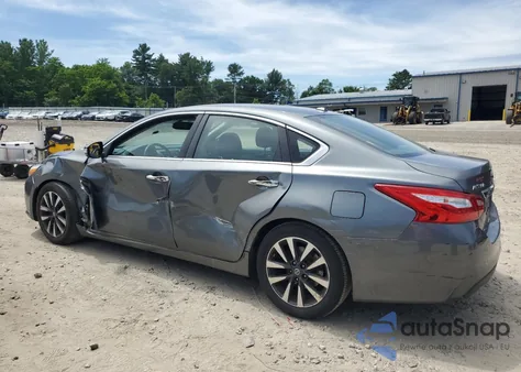 2017 Nissan Altima 2.5 z USA, uszkodzony, nr VIN 1N4AL3AP3HC206969